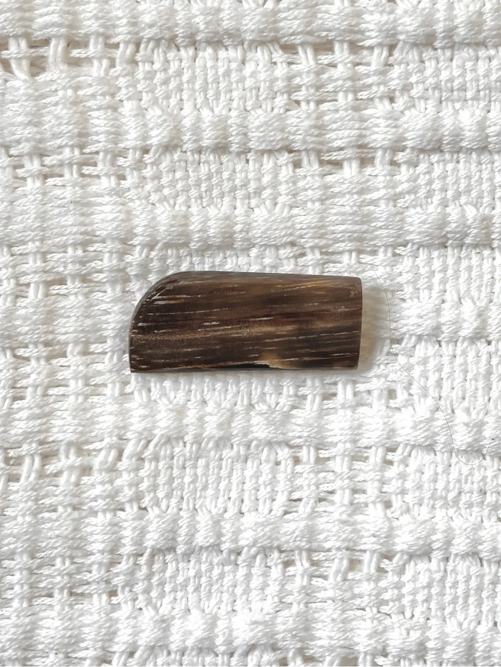 Natural brown with soft white hard stone retangle pin